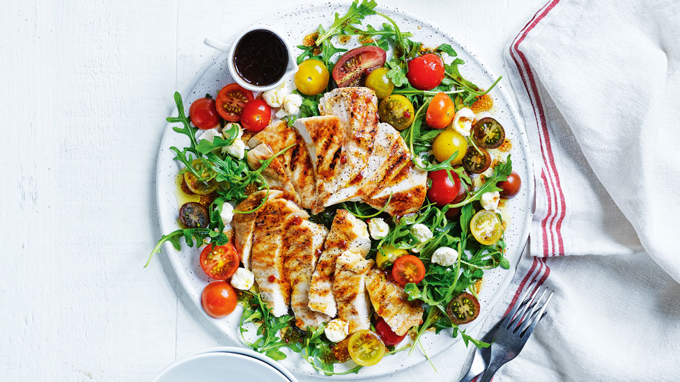 Caprese-style salad with chicken and balsamic dressing