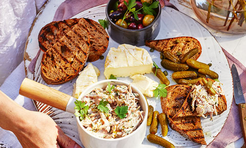 Potted ham with garlic crostini