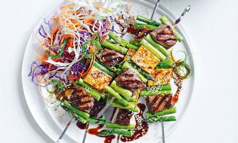 Six teriyaki beef, tofu and asparagus skewers 