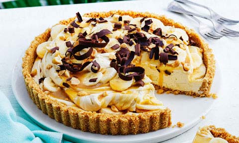 Banana cream pie with maple caramel