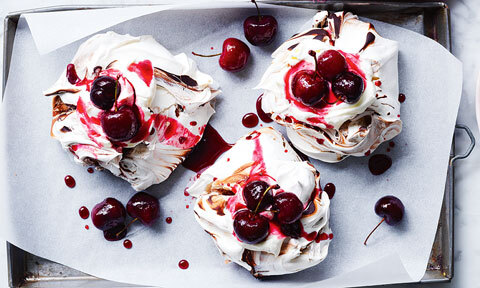 Black forest mini pavlovas