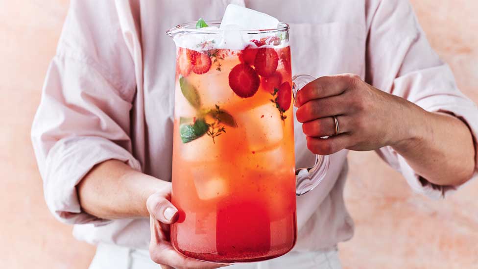 Sparkling strawberry and basil cooler