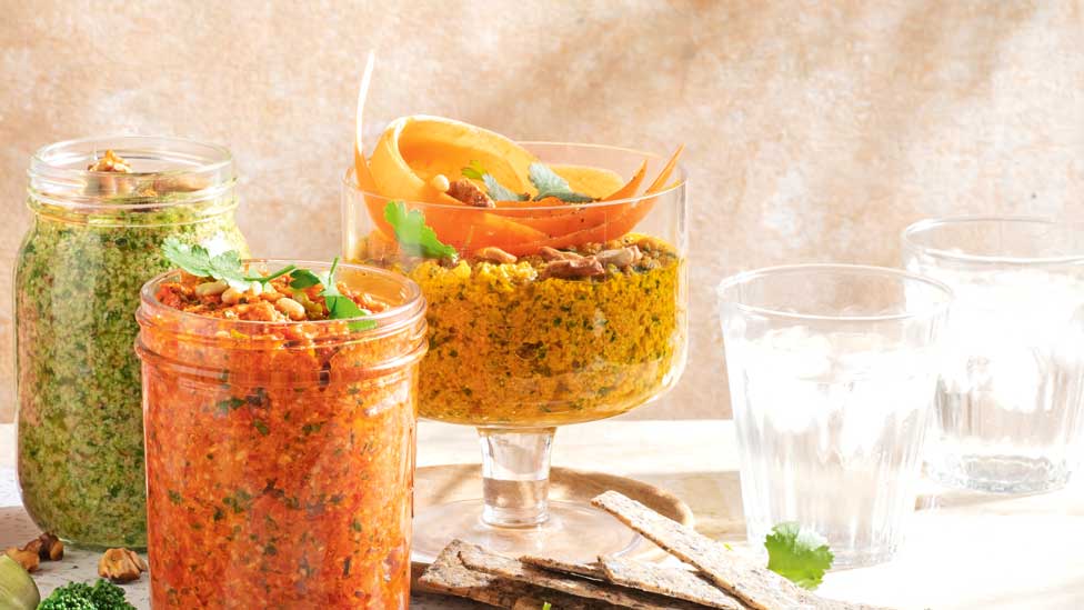 Spicy carrot pesto