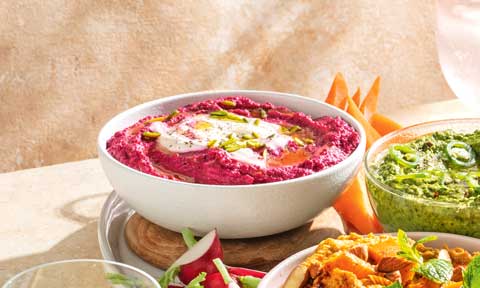 Beetroot hommus 