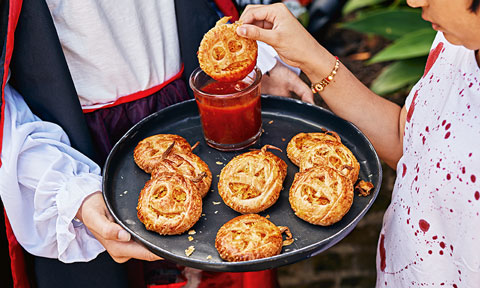 Cheesy pumpkin pastries