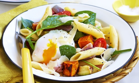 Ham, egg and roast veggie pasta