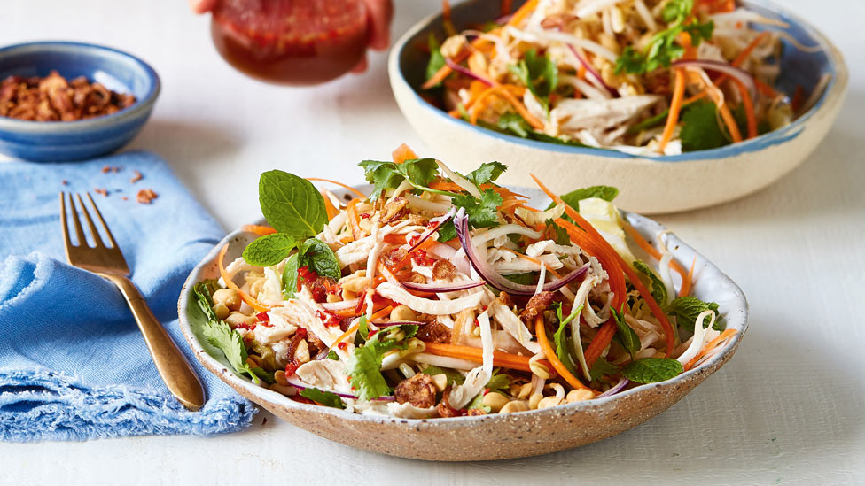 Coconut and lemongrass chicken salad bowls