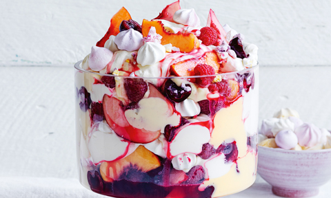 Curtis Stone’s Christmas pavlova trifle with peach, lemon and berries