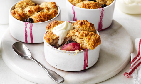 Pear and blueberry cobblers