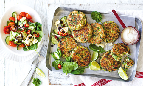 Eight quinoa and salmon fritters with salad