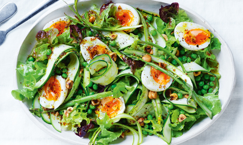 Zucchini and asparagus salad with egg