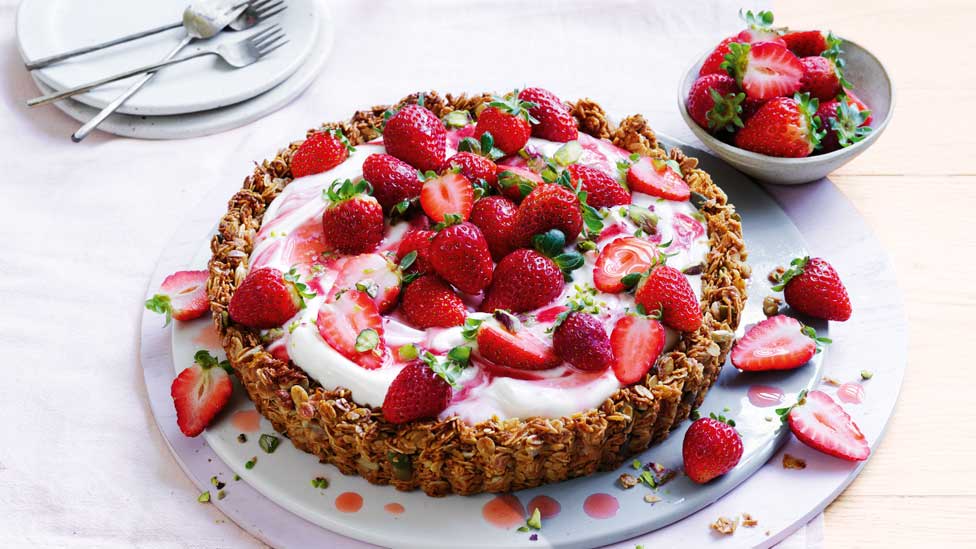 strawberries and cream tart