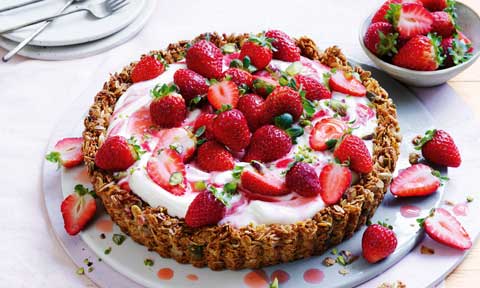 Better-for-you strawberries and ‘cream’ tart