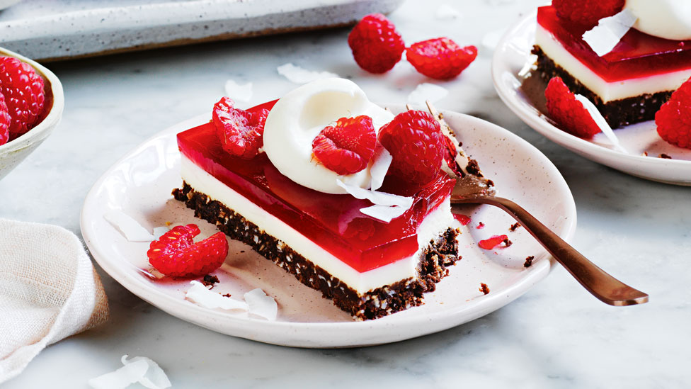 Lamington jelly slice
