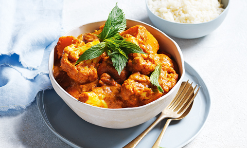 A bowl of vegetarian tikka masala