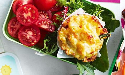 Macaroni 'n' cheese muffins