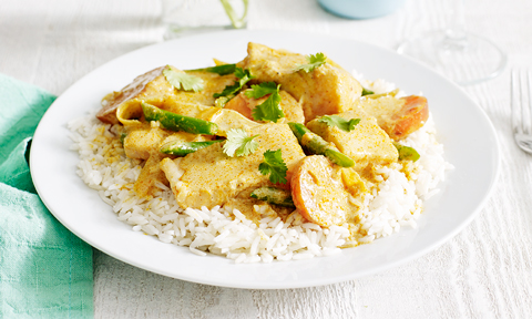 Easy yellow fish curry