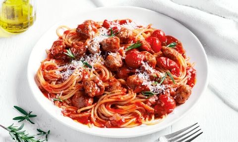 Tomato, rosemary and sausage spaghetti